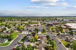 4584 W Carriage Ln, Cedar Hills, UT 84062 - Photo 41