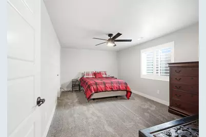1380 W 50 N, Layton, UT 84041 - Photo 29