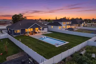 1380 W 50 N, Layton, UT 84041 - Photo 3