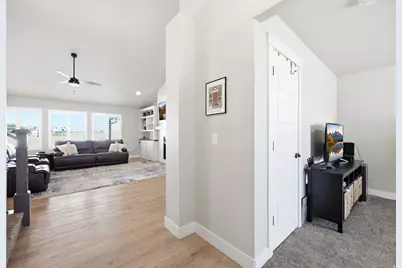 1380 W 50 N, Layton, UT 84041 - Photo 13