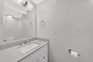 111 Center St, Clearfield, UT 84015 - Photo 9