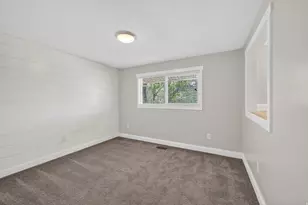 111 Center St, Clearfield, UT 84015 - Photo 11