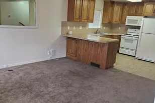 444 S 100 E, Springville, UT 84663 - Photo 3