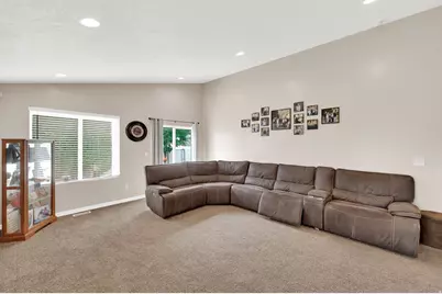 5949 W Fragrant Ln, Herriman, UT 84096 - Photo 13
