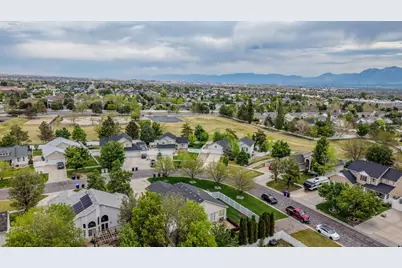 5949 W Fragrant Ln, Herriman, UT 84096 - Photo 41