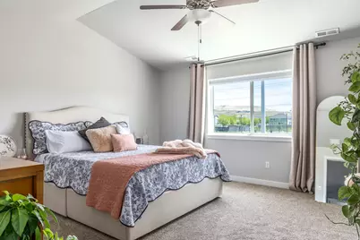 1025 W Coyote Gulch Way, Bluffdale, UT 84065 - Photo 21