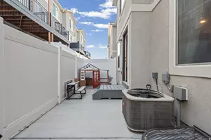 8609 W Meadow Bank Wy, Magna, UT 84044 - Photo 15