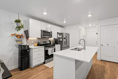 8609 W Meadow Bank Way, Magna, UT 84044 - Photo 9