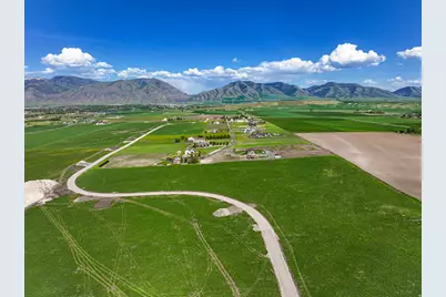 2988 W 6500 S #10, Wellsville, UT 84339 - Photo 5