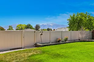 10027 S Birnam Woods Way, South Jordan, UT 84009 - Photo 23