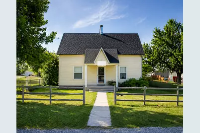 137 W 200 S, Fairview, UT 84629 - Photo 1