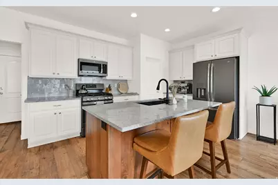 6748 S Harvest Park Ln E, South Weber, UT 84405 - Photo 17
