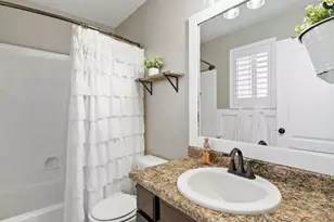 8273 S Skyline Arch Dr W, West Jordan, UT 84081 - Photo 9