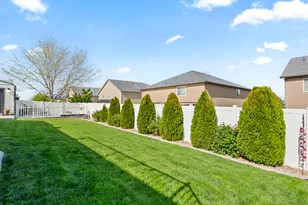 8273 S Skyline Arch Dr W, West Jordan, UT 84081 - Photo 27