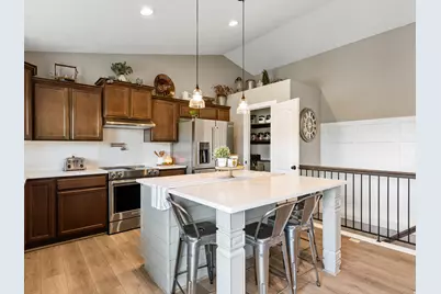 8273 S Skyline Arch Dr W, West Jordan, UT 84081 - Photo 7