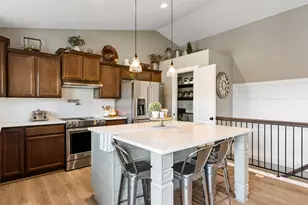 8273 S Skyline Arch Dr W, West Jordan, UT 84081 - Photo 7