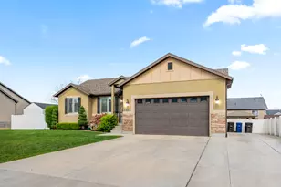 8273 S Skyline Arch Dr W, West Jordan, UT 84081 - Photo 3