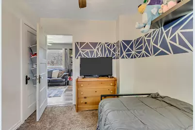 196 N 100 W, Tooele, UT 84074 - Photo 17
