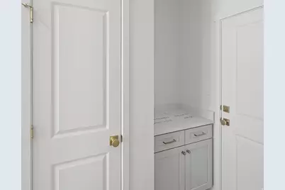 7624 S Clipper Hill Rd W #302, West Jordan, UT 84081 - Photo 9