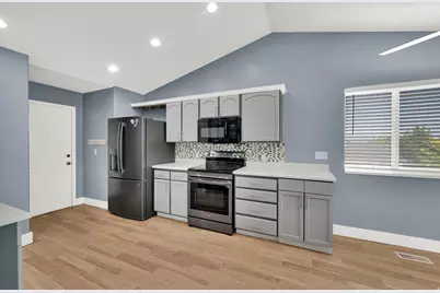 4645 W Emma Mine Dr, Herriman, UT 84096 - Photo 5