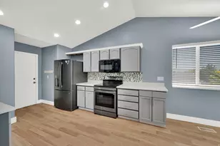 4645 W Emma Mine Dr, Herriman, UT 84096 - Photo 5