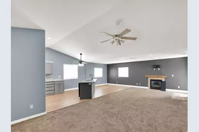 4645 W Emma Mine Dr, Herriman, UT 84096 - Photo 3