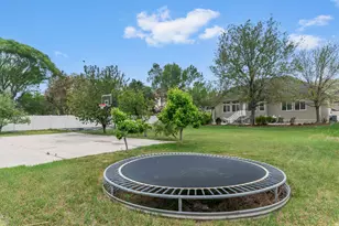 439 E Stokes Ave, Draper, UT 84020 - Photo 43