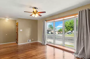 157 W 4400 S, Washington Terrace, UT 84405 - Photo 3