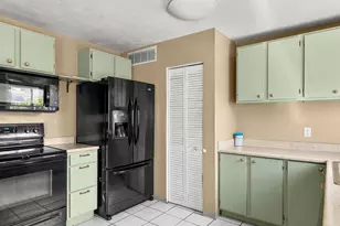 157 W 4400 S, Washington Terrace, UT 84405 - Photo 9