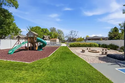 1429 Flint Meadow Dr, Kaysville, UT 84037 - Photo 45