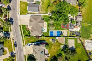 1429 Flint Meadow Dr, Kaysville, UT 84037 - Photo 5
