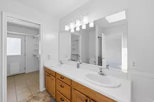 1429 Flint Meadow Dr, Kaysville, UT 84037 - Photo 19