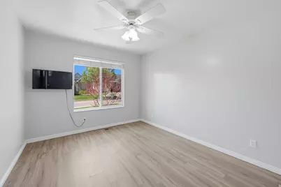 1429 Flint Meadow Dr, Kaysville, UT 84037 - Photo 23