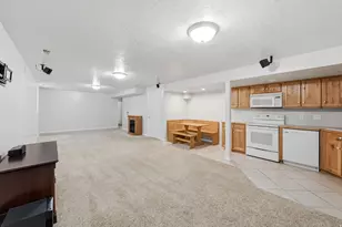 1429 Flint Meadow Dr, Kaysville, UT 84037 - Photo 29