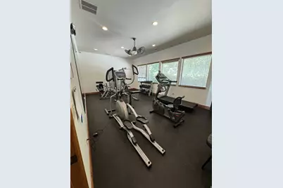 909 S Main St #F, Layton, UT 84041 - Photo 19