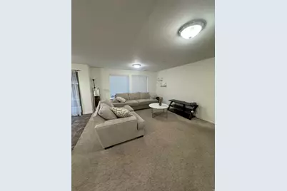 909 S Main St #F, Layton, UT 84041 - Photo 5