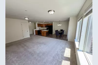 909 S Main St #F, Layton, UT 84041 - Photo 5