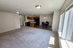 909 S Main St, Layton, UT 84041 - Photo 5