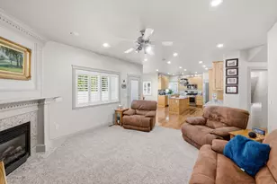 914 N 400 W, Centerville, UT 84014 - Photo 5