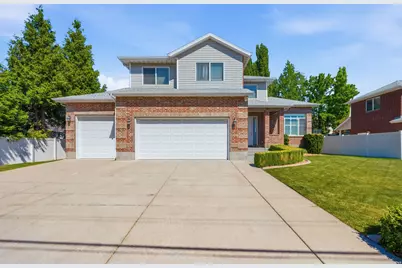 914 N 400 W, Centerville, UT 84014 - Photo 1