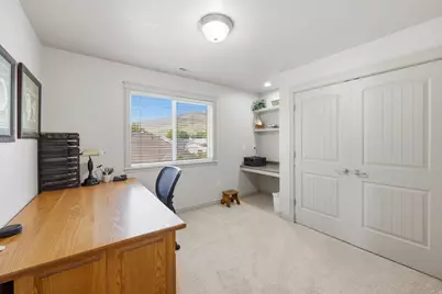 914 N 400 W, Centerville, UT 84014 - Photo 23