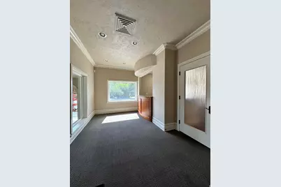 3643 S Highland Dr, Salt Lake City, UT 84106 - Photo 13