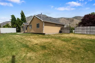449 N 100 W, Springville, UT 84663 - Photo 23