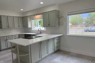 241 N 100 W, Mount Pleasant, UT 84647 - Photo 7