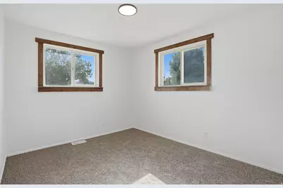 4674 S Citadel St, West Valley, UT 84120 - Photo 15