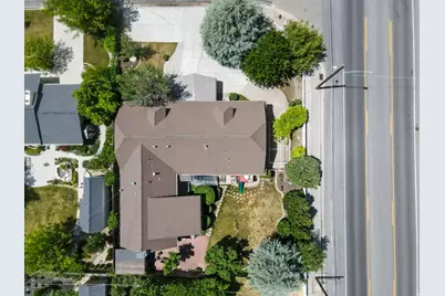 3915 S Feramorz Dr, Holladay, UT 84124 - Photo 37