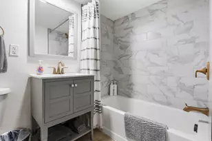 3915 S Feramorz Dr, Holladay, UT 84124 - Photo 25
