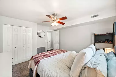 1205 E Waterside Cv S, Midvale, UT 84047 - Photo 11