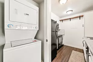1205 E Waterside Cv S, Midvale, UT 84047 - Photo 9