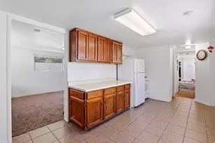 442 N 200 E, Provo, UT 84606 - Photo 23